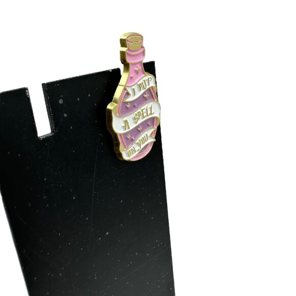 Pink Gold "I Put A Spell On You" Enamel Pin Potion Bottle Magic - Picture 5 of 6